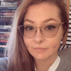 Meet your Posher, Raychel